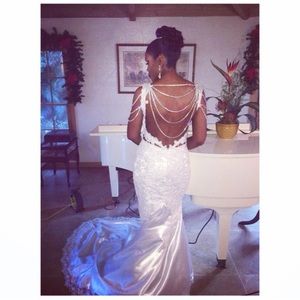 CUSTOM MADE WHITE WEDDING GOWN 😍😍😍